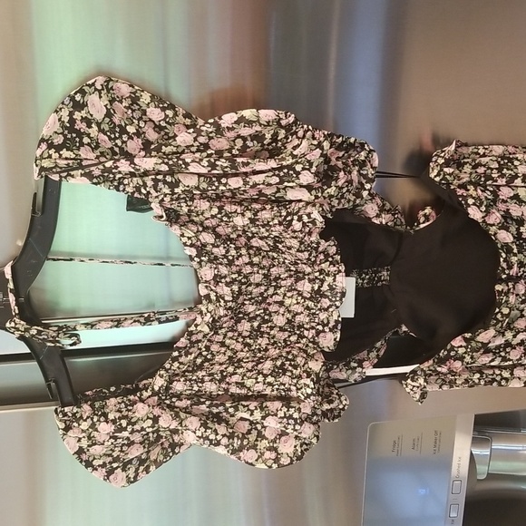 💕ASTR💕 Floral Ruffle Cutout Midi Dress ~ Black Lilac Ditsy Medium M NWT - Picture 13 of 16